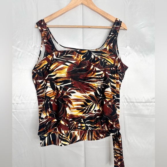 Beach Belle Safari Print Tie‎ on Side Built in Bra Tankini Size 18 - Picture 1 of 9